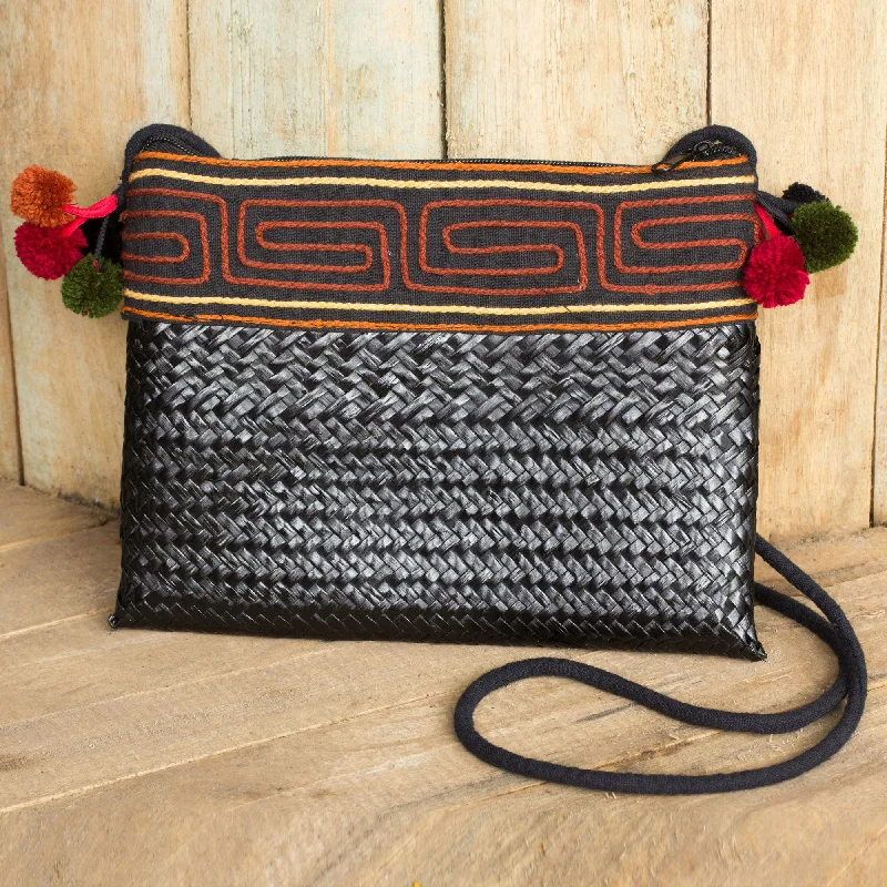 - Pet stroller can be taken on the planeAkha Wonder of Black Hill Tribe Natural Fiber Shoulder Bag Woven by Hand