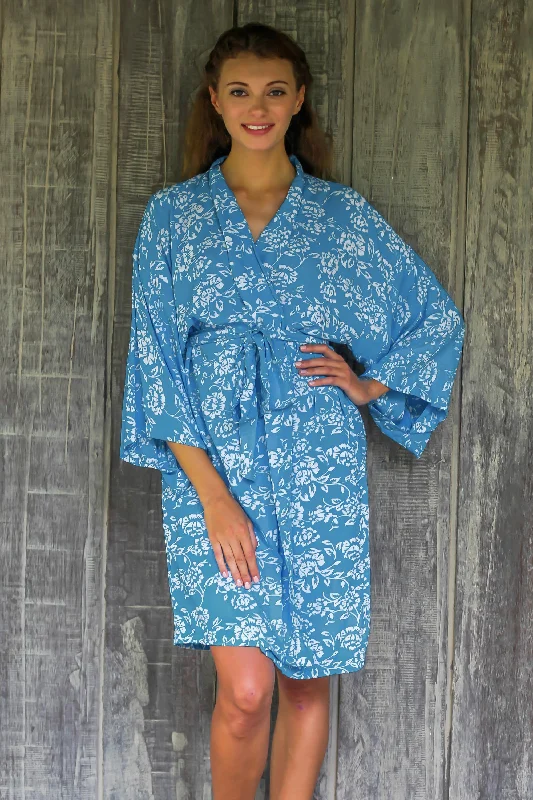 - Foldable and portable cat bagGorgeous in Cerulean Balinese Rayon Short Cross Over Robe Blue Batik Flowers